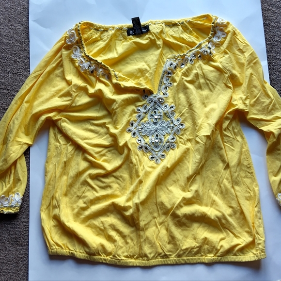 Bundle - Picture 12 of 13